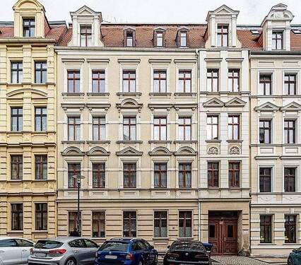 Landeskronstraße 30 - Mehrfamilienhaus, Wohnhaus zum Kaufen in Görlitz