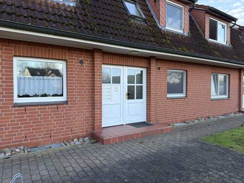 Hauseingang - 3 Zimmer Etagenwohnung zur Miete in Schwarzenbek