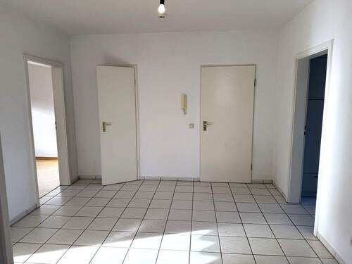 Eingangsbereich/ Flur - Etagenwohnung mit 74,40 m&sup2; in Schwarzenbek zur Miete