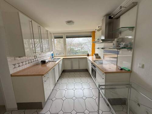 Küche mit Miele Geräten - 