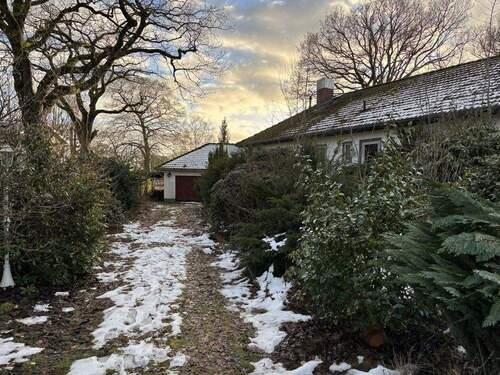 Zufahrt - Grundstück in Quickborn