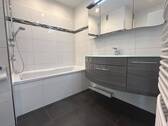 Mordernes Badezimmer... - 3 Zimmer Etagenwohnung in Quickborn