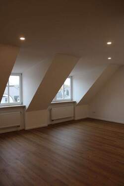 Wohnzimmer - 3 Zimmer Etagenwohnung in Eichenau