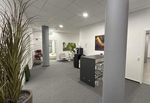 Aufenhaltsbereich - Büro mit 8,00 m&sup2; in Göppingen zur Miete