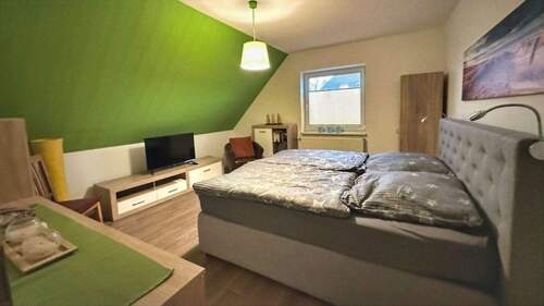 Schlafzimmer im OG - 