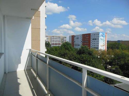 Balkon - Balkon von anderem OG - 3 Zimmer Etagenwohnung zur Miete in Chemnitz