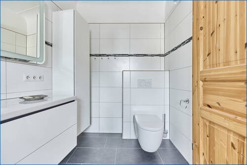 Waschbecken & Toilette - 