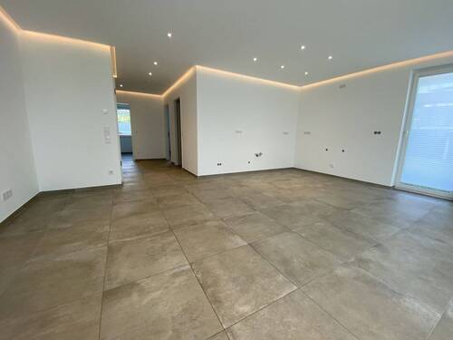 Wohnraum mit offener Küche - 2 Zimmer Etagenwohnung in Mönchengladbach