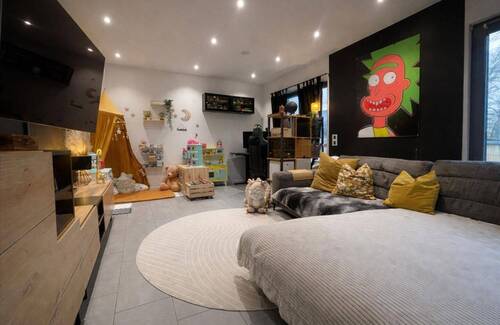 Wohnzimmer - 7 Zimmer Einfamilienhaus zum Kaufen in Dentlein am Forst