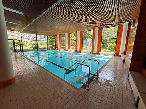 Schwimmbad - 