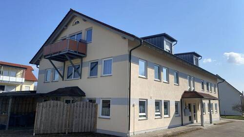 Front EG L - 3 Zimmer Etagenwohnung zur Miete in Sunthausen