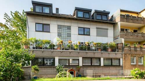 Außenansicht 3 - 7 Zimmer Etagenwohnung in Duisburg
