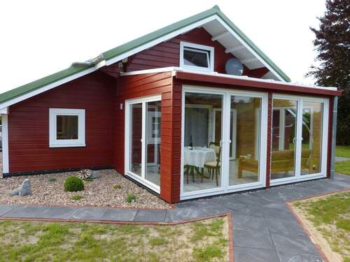 Außenansicht Wintergarten - 6 Zimmer Mehrfamilienhaus, Wohnhaus zum Kaufen in Neuhaus