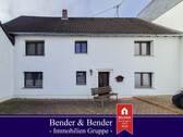 www.bender-immobilien.de - Gepflegtes Zweifamilienhaus in ruhiger Wohnlage nähe Asbach zu verkaufen!