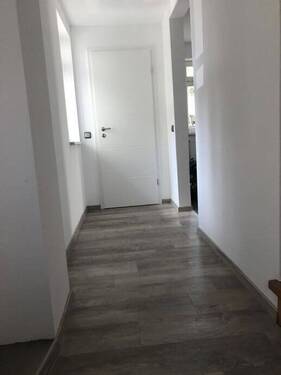 Bild 2 - 5 Zimmer Mehrfamilienhaus, Wohnhaus in Gunzenhausen