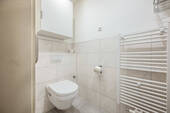 WC (2) - 