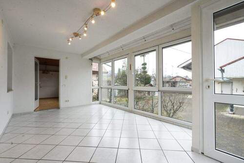 Wintergarten - Mehrfamilienhaus, Wohnhaus mit 163,00 m&sup2; in Hasel zum Kaufen