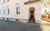 Hausfront Bild 2 - 