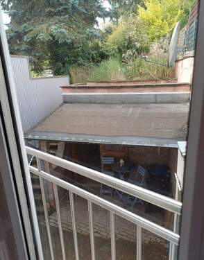 Ausblick zum Gartenhaus - 