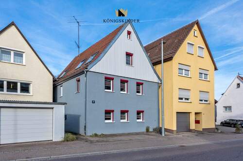 Außenansicht - 4 Zimmer Einfamilienhaus zum Kaufen in Nürtingen