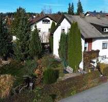 Schönes Einfamilienhaus mit Garage in Regen-Bürgerholz, Aussichtslage, Südausrichtung, gepfl. Garten