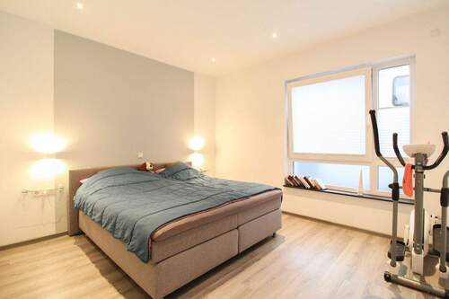 Schlafzimmer - 6 Zimmer Einfamilienhaus in Rees