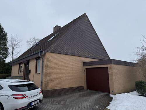 Außenaufnahme - 5 Zimmer Einfamilienhaus zum Kaufen in Gettorf