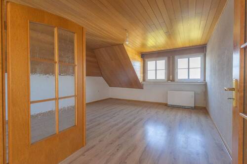 Wohn-/ Essbereich im OG - 