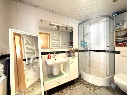 Badezimmer Erdgeschoss - 