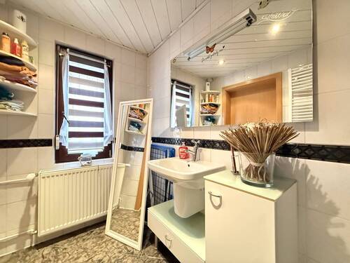 Badezimmer Erdgeschoss - 
