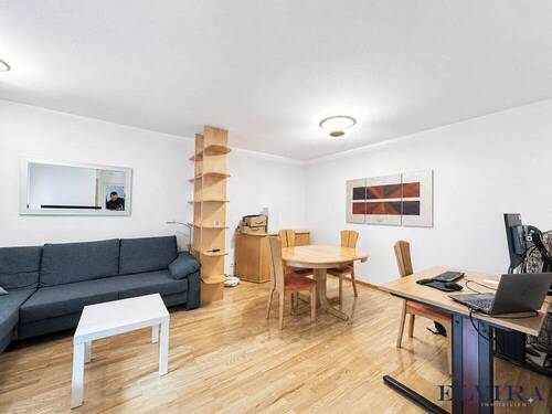 Wohn-Essbereich - Etagenwohnung mit 58,00 m&sup2; in München zur Miete