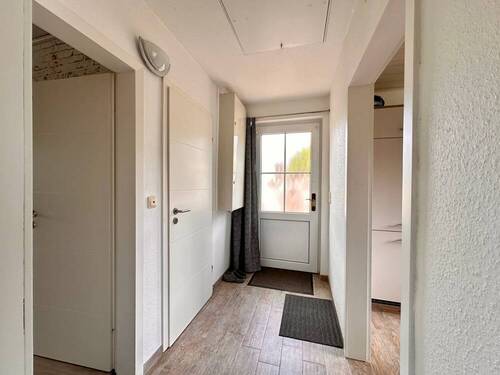 Heller Flur - 2 Zimmer Doppelhaushälfte in Ahrensbök