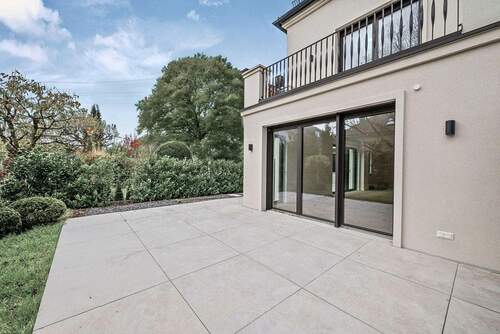 Sonnige Süd-Terrasse - 