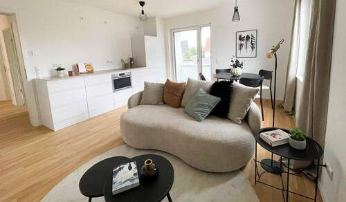 helle offene Wohnküche - Barrierefreie Wohnung mit Bad, Gäste-WC, Loggia