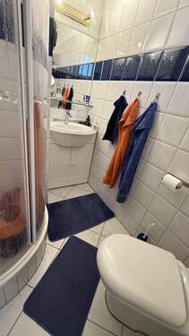 Bad 3 - Etagenwohnung mit 40,00 m&sup2; in Berlin zum Kaufen