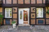 Entrée zum Wohnhaus - 