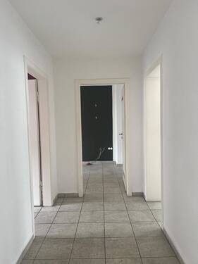 Flur - 3 Zimmer Etagenwohnung zum Kaufen in Dortmund
