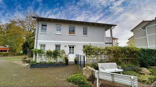 Eigener Eingansbereich - Etagenwohnung mit 61,00 m&sup2; in Graal-Müritz zum Kaufen