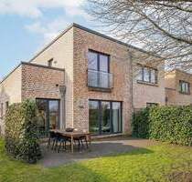 Moderne Doppelhaushälfte mit Dachterrasse in Harrislee