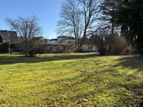 Blick zu Grundstück Nr. 4a - Sonniges Baugrundstück in attraktiver Lage