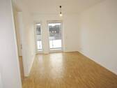Wohnraum - Zugang Balkon - 