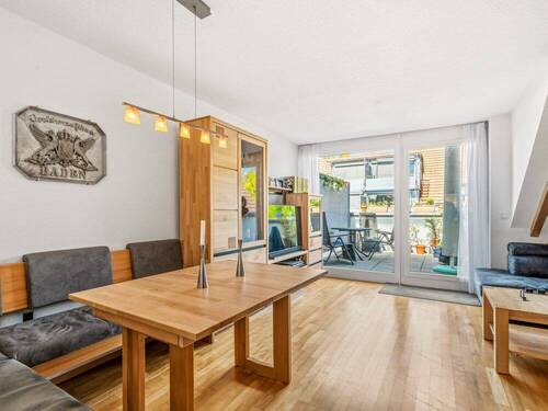 Bild 1 - Sympathisch - praktisch - gut: Moderne 4-Zimmer-Wohnung mit zwei Balkonen