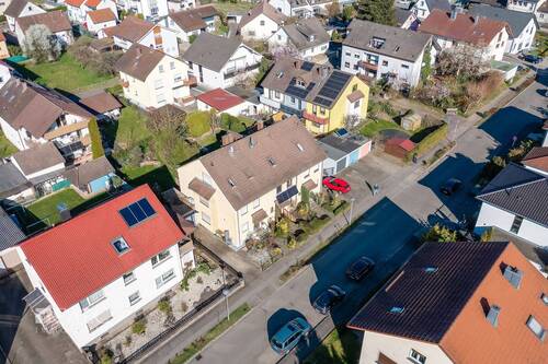 Luftbild - 4 Zimmer Doppelhaushälfte zum Kaufen in Ötigheim