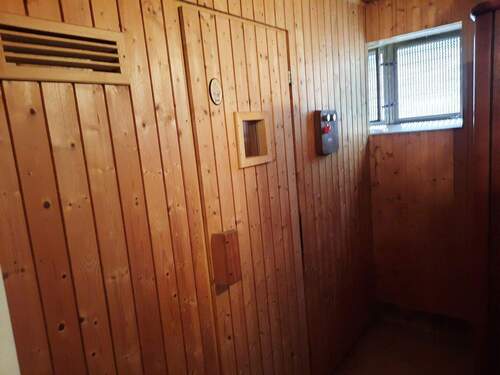 Sauna_außen_Keller - 