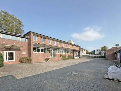 Innenhof - Halle zur Miete in Bremen