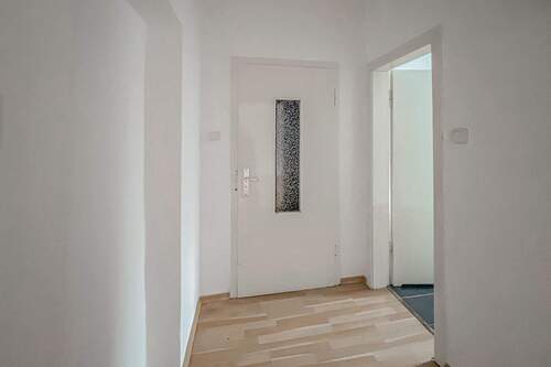 Flur - 1 Zimmer Etagenwohnung zur Miete in Witten