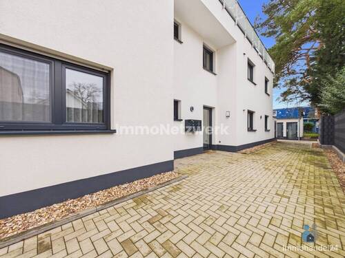 Hauseingang - 3 Zimmer Etagenwohnung zum Kaufen in Düren / Rölsdorf