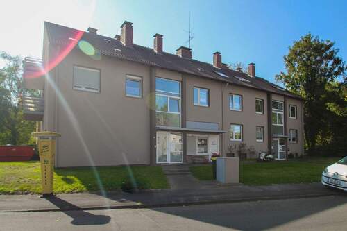 Außenansicht - 3,5-Zimmer - vollständig renoviert - Gemeinschaftsgarten.