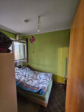 Schlafzimmer - Etagenwohnung mit 40,00 m&sup2; in Waldkraiburg zum Kaufen