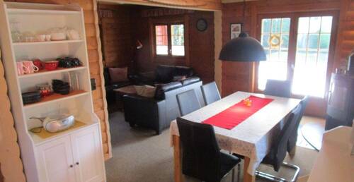 182. Wohnzimmer im EG.des Ferienhauses..JPG - 